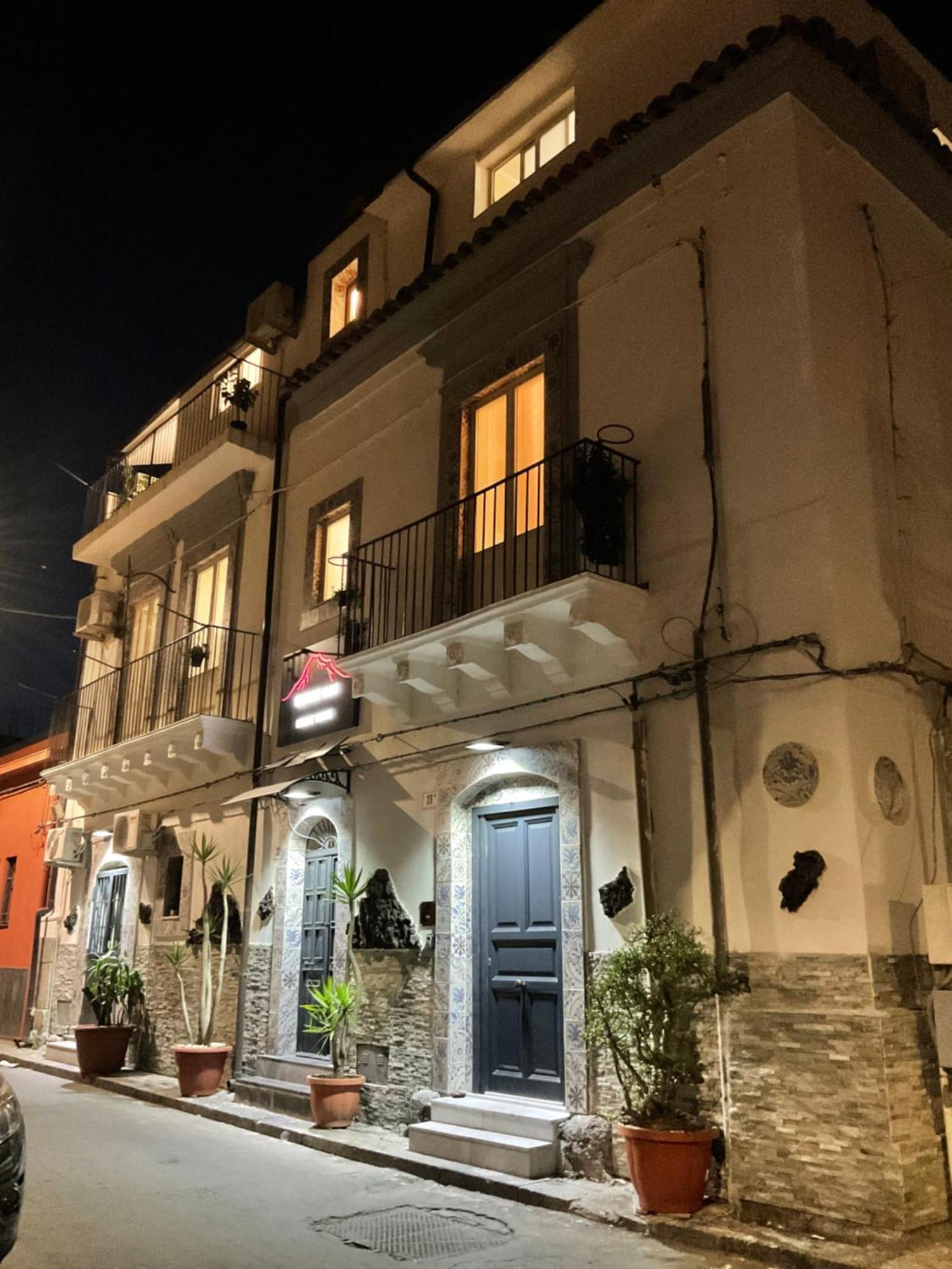 Eruption1669 Apartment Catania Bagian luar foto